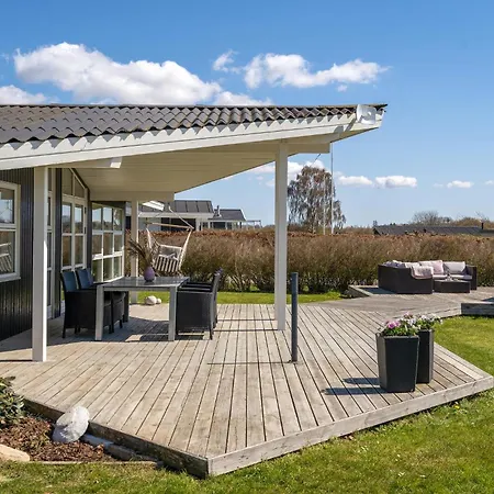 Prázdninový dům Awesome In With Wifi